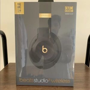 Beats by Dre Studio3 Wireless Headphones